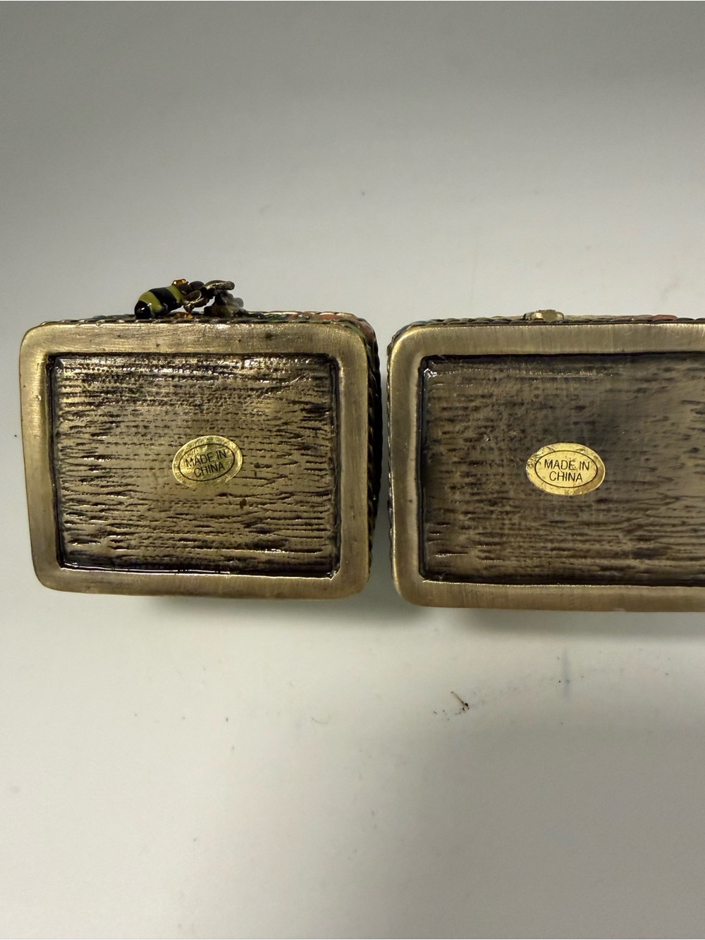 Square Honey Bee Jeweled Enameled Trinket Boxes - Picture 7 of 7